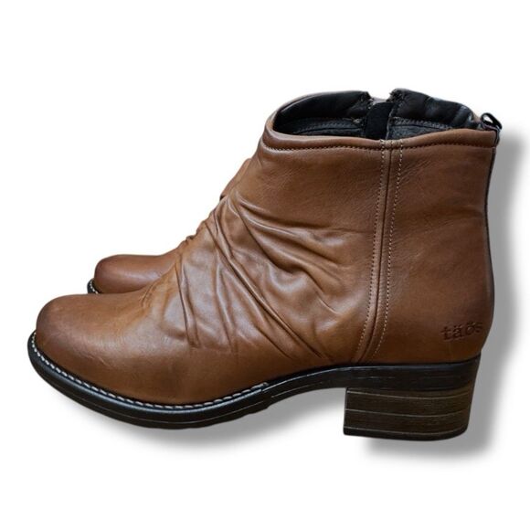 Taos Ravelle Cognac Leather Brown Zip Boot Faux Fur Women’s Size EU 40 US 9-9.5 - Picture 1 of 11
